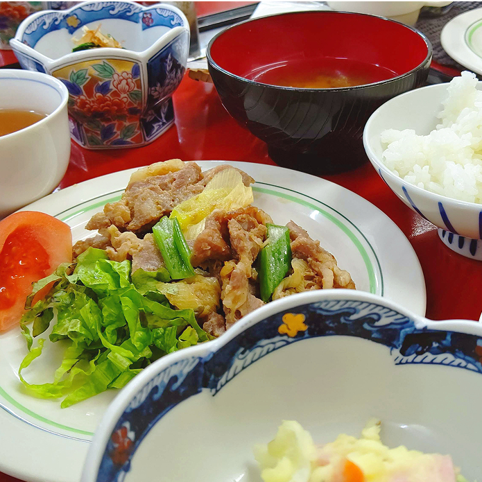 お食事